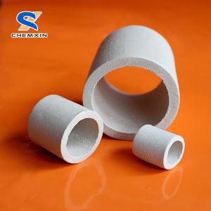 Industria petrolchimica Anello Raschig in ceramica da 25 mm per l'imballaggio della torre di assorbimento